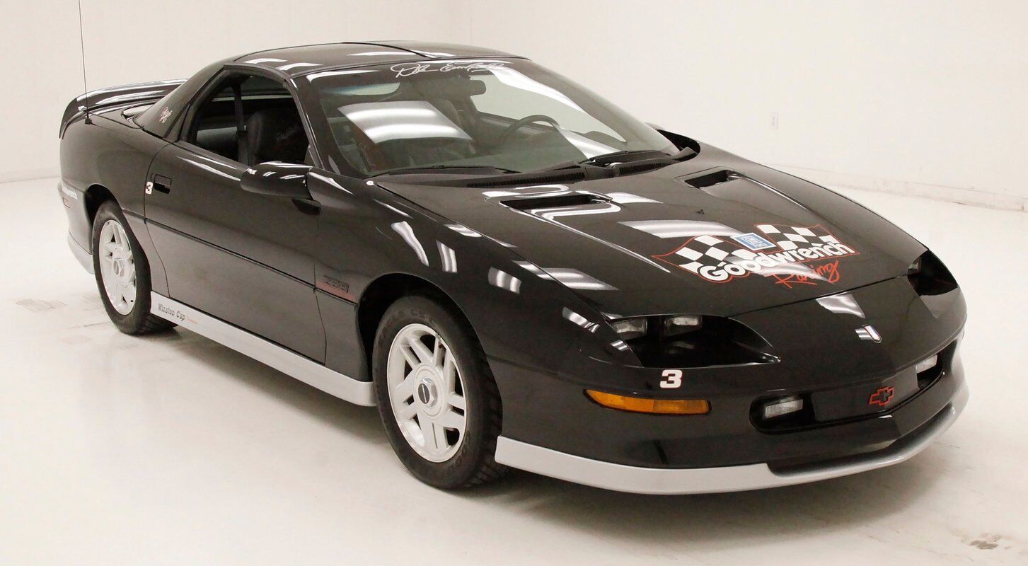 Chevrolet-Camaro-Coupe-1994-6