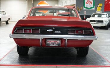 Chevrolet-Camaro-Yenko-Style-Coupe-1969-21