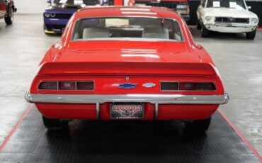 Chevrolet-Camaro-Yenko-Style-Coupe-1969-4