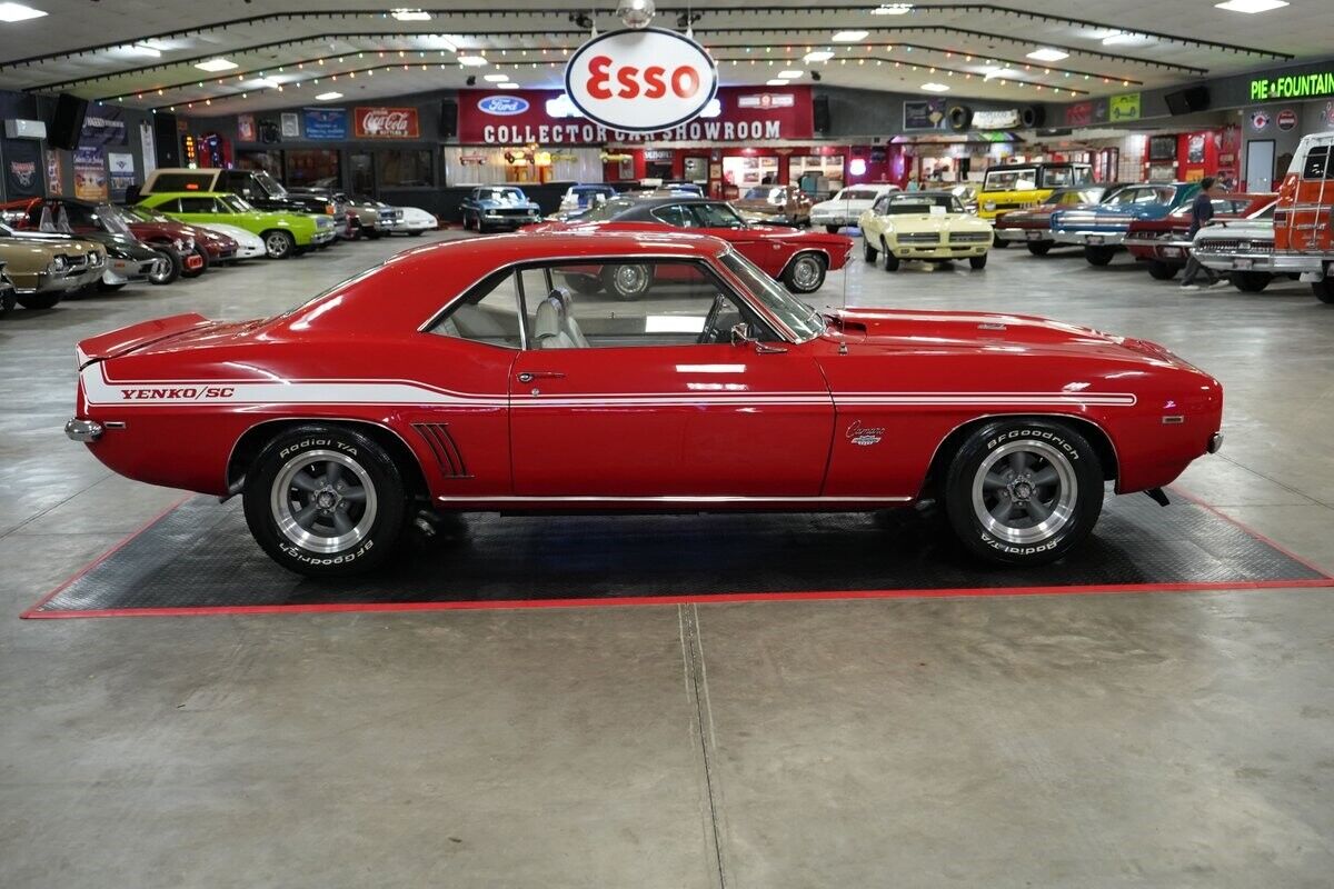 Chevrolet-Camaro-Yenko-Style-Coupe-1969-6