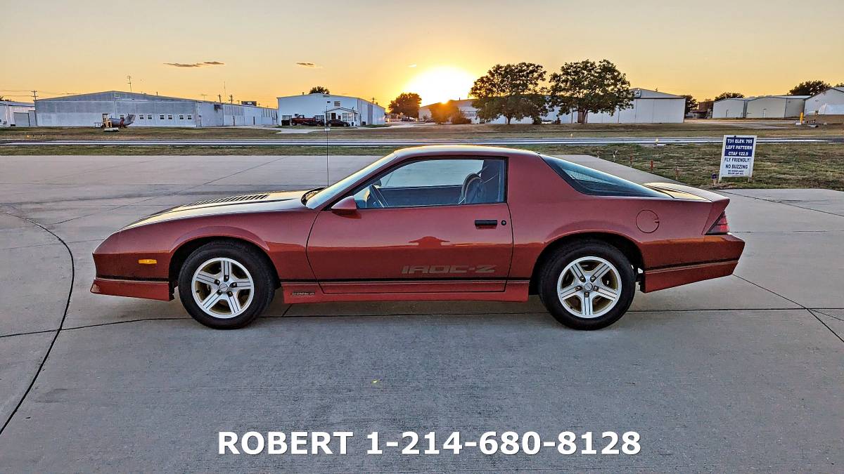 Chevrolet-Camaro-sport-1988-7