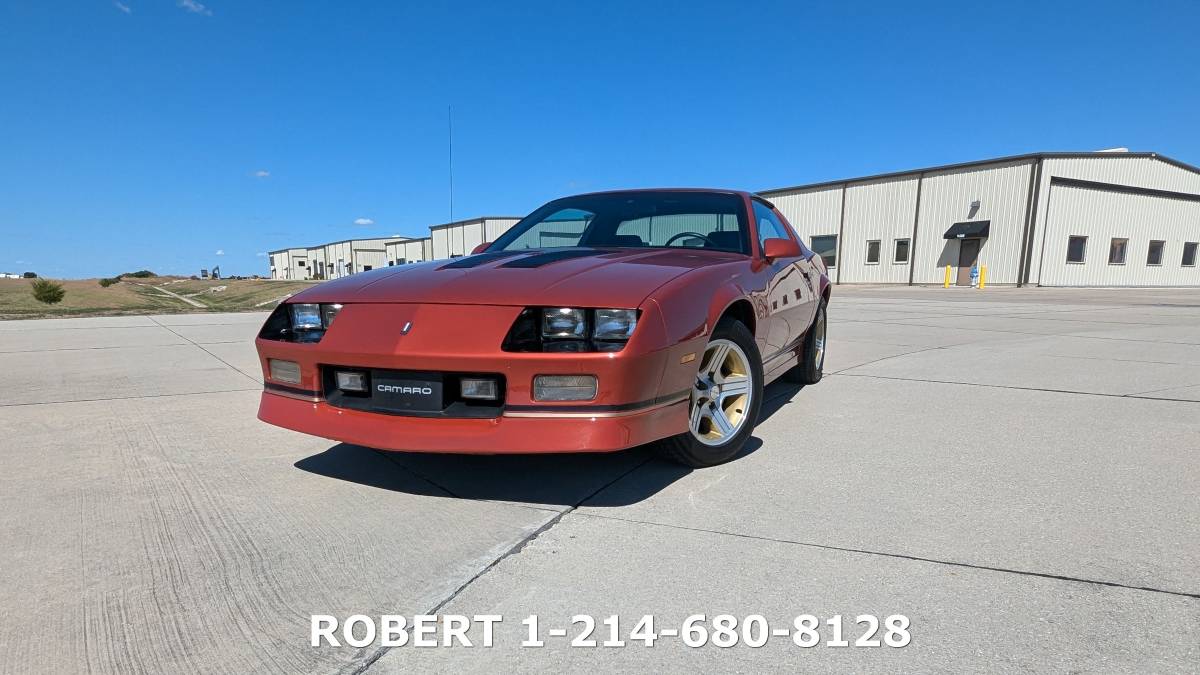 Chevrolet-Camaro-sport-1988-8