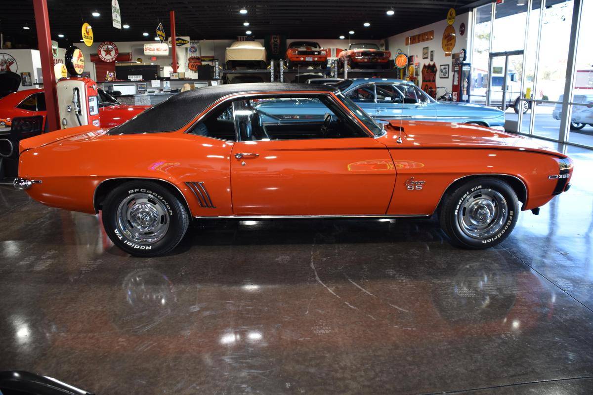 Chevrolet-Camaro-ss396-x22-1969-6