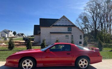 Chevrolet-Camaro-z28-1991-1