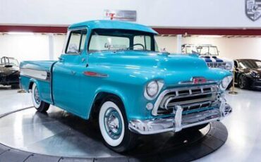 Chevrolet-Cameo-Pickup-1957-2