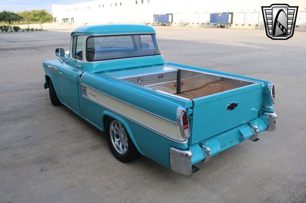 Chevrolet-Cameo-Pickup-1957-6