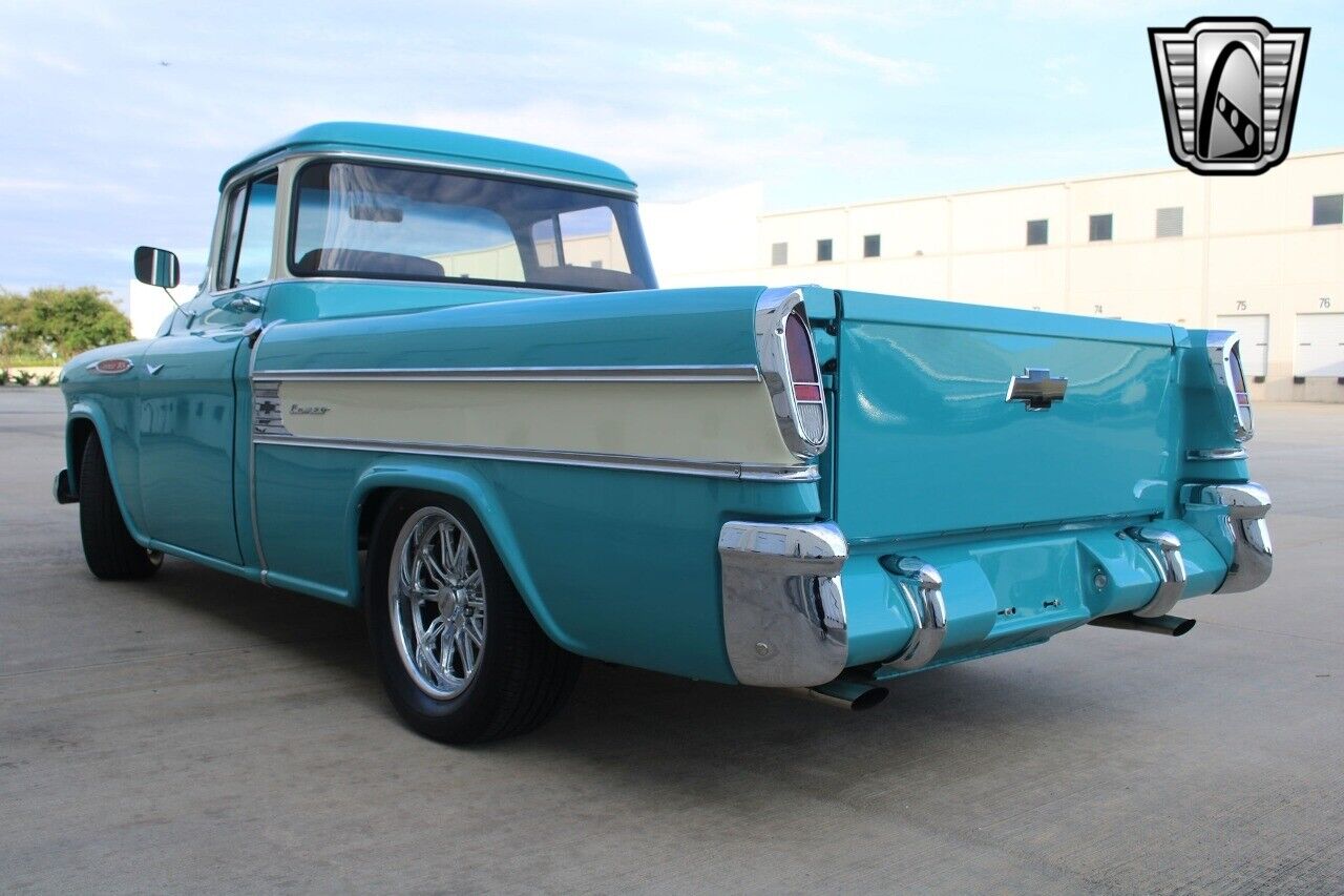 Chevrolet-Cameo-Pickup-1957-8