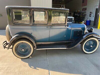 Chevrolet-Capitol-Berline-1927-2