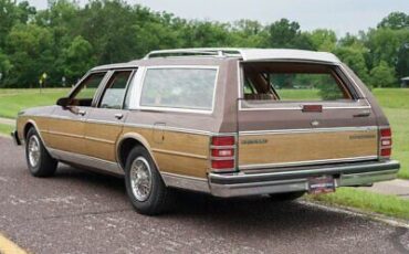 Chevrolet-Caprice-Wagon-Break-1989-6