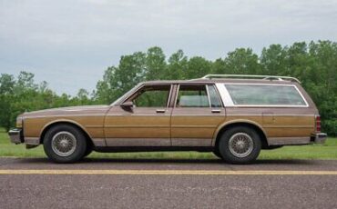 Chevrolet-Caprice-Wagon-Break-1989-7