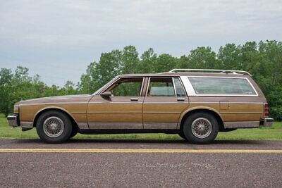 Chevrolet-Caprice-Wagon-Break-1989-7