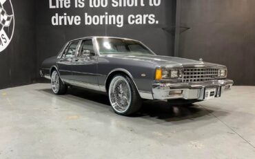 Chevrolet-Caprice-classic-1985-5