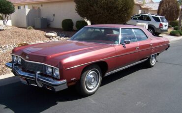 Chevrolet-Caprice-classic-sedan-454-1973