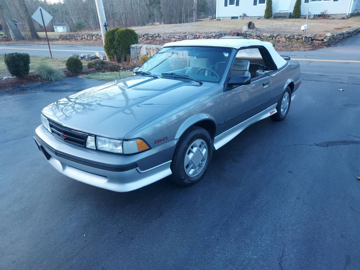 Chevrolet-Cavalier-z24-1988-5