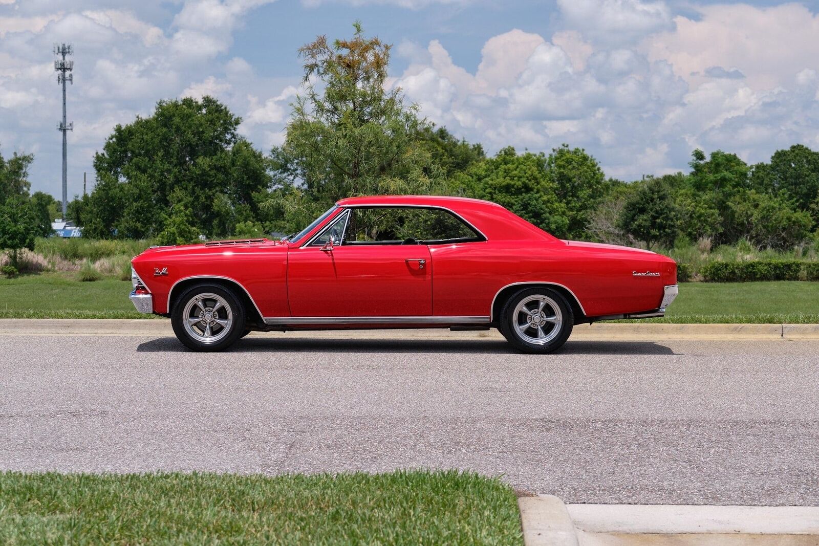 Chevrolet-Chevelle-1966-1