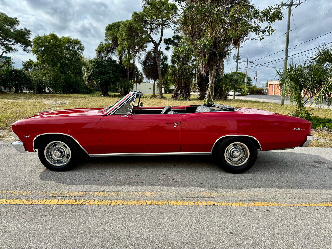 Chevrolet-Chevelle-1966-1