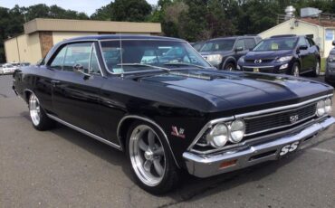 Chevrolet-Chevelle-1966-2