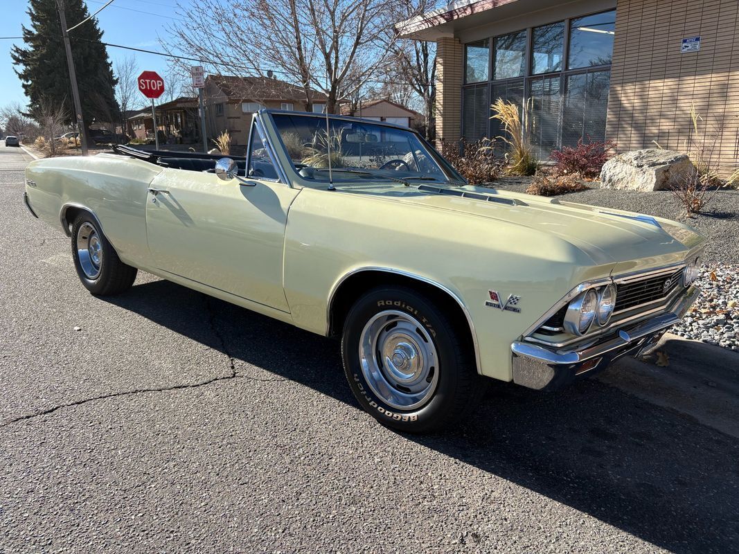 Chevrolet-Chevelle-1966-38