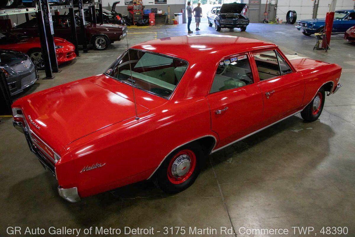 Chevrolet-Chevelle-1966-6