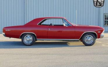 Chevrolet-Chevelle-Berline-1966-8