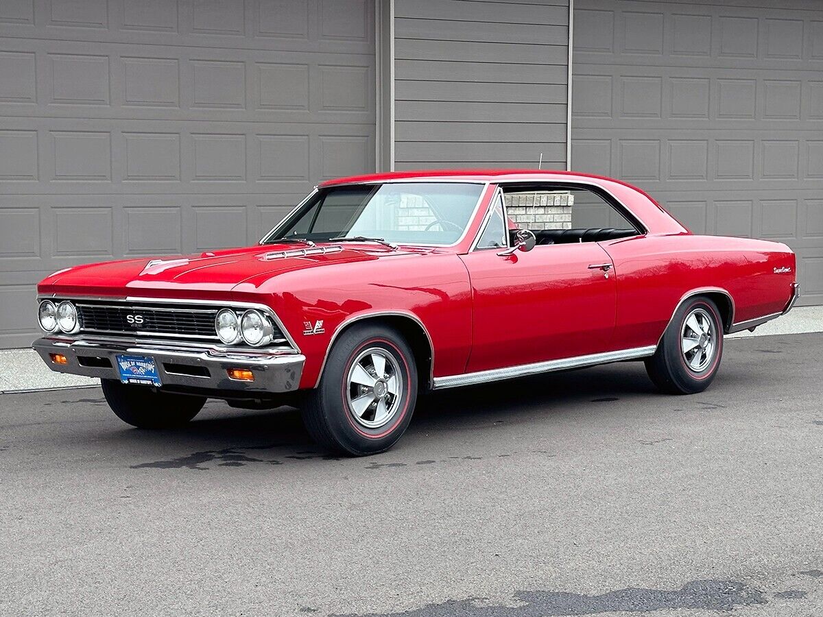 Chevrolet-Chevelle-Coupe-1966-1