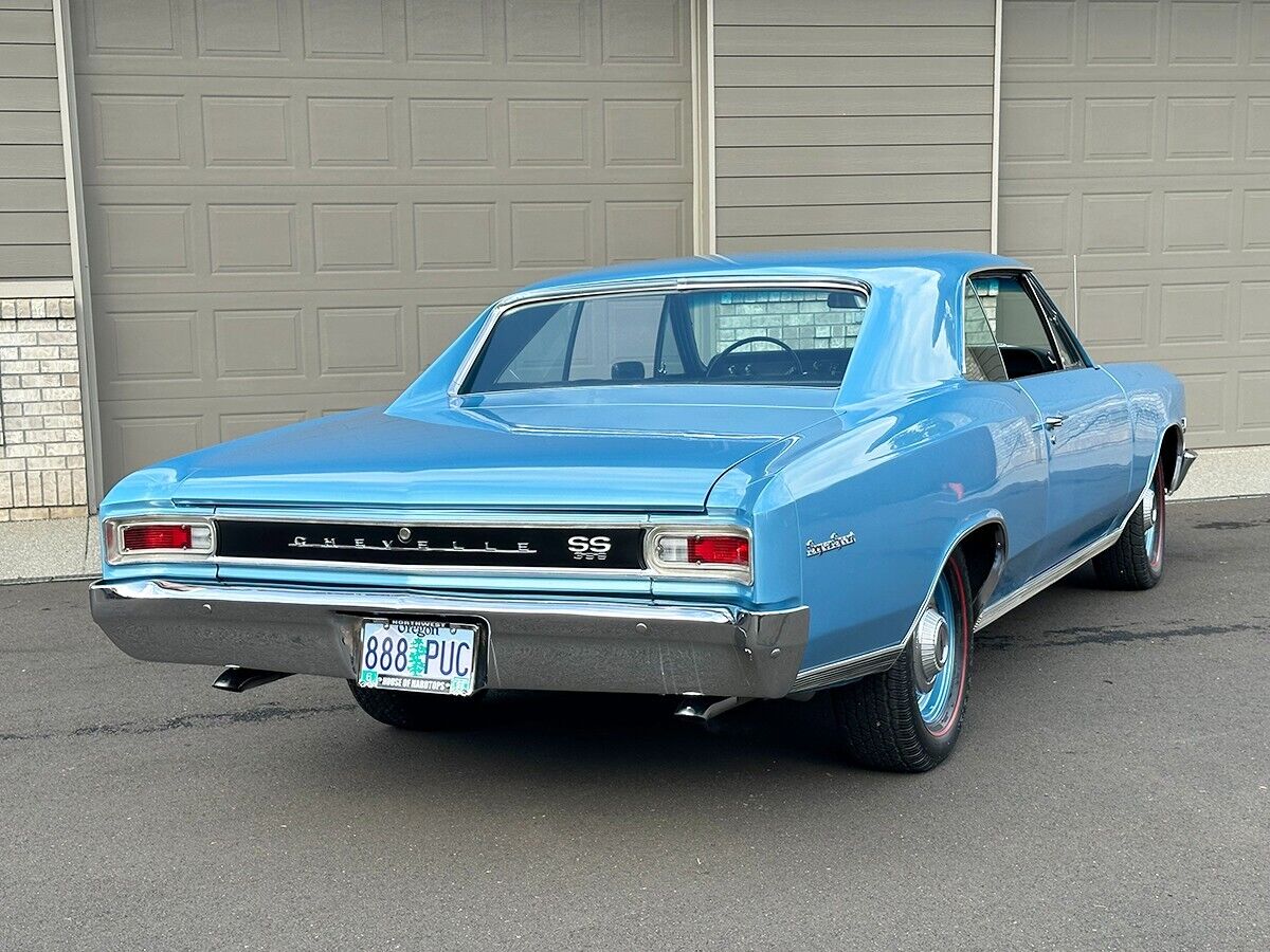 Chevrolet-Chevelle-Coupe-1966-10