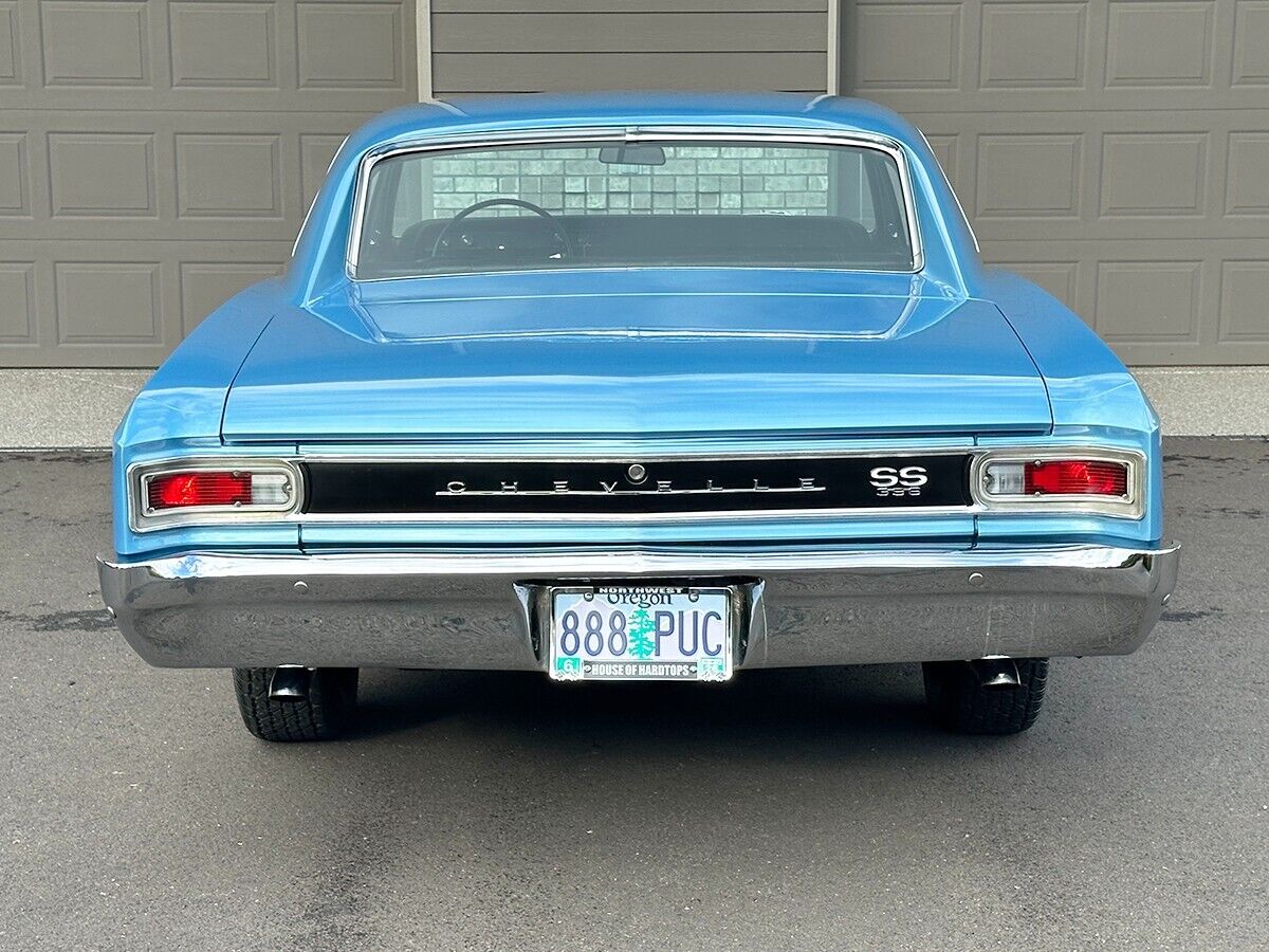 Chevrolet-Chevelle-Coupe-1966-11