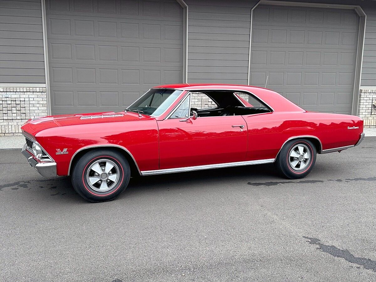 Chevrolet-Chevelle-Coupe-1966-2