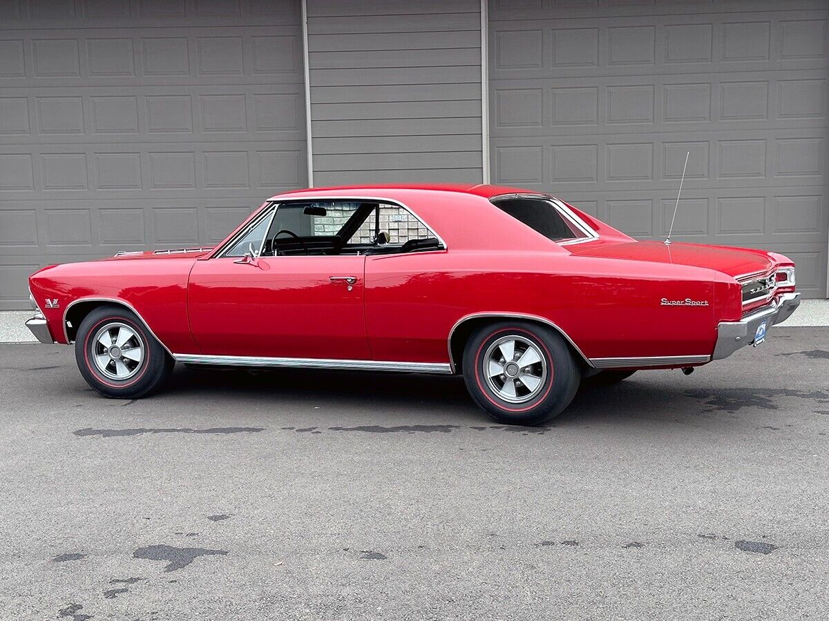 Chevrolet-Chevelle-Coupe-1966-4