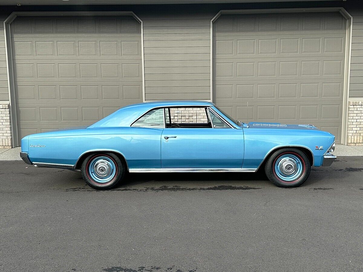 Chevrolet-Chevelle-Coupe-1966-8