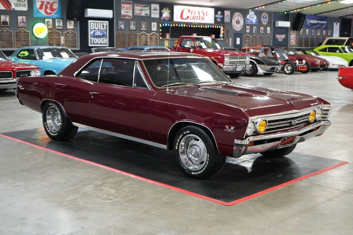 Chevrolet-Chevelle-Coupe-1967-10