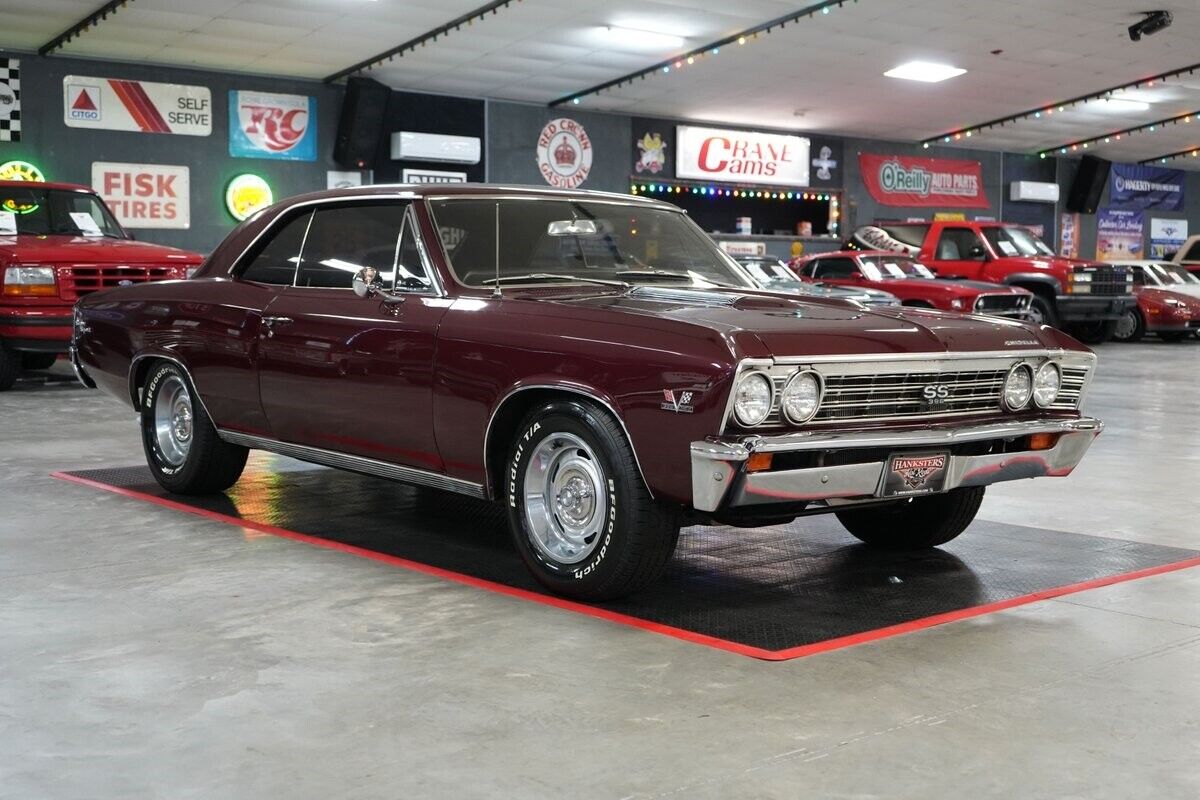 Chevrolet-Chevelle-Coupe-1967-24