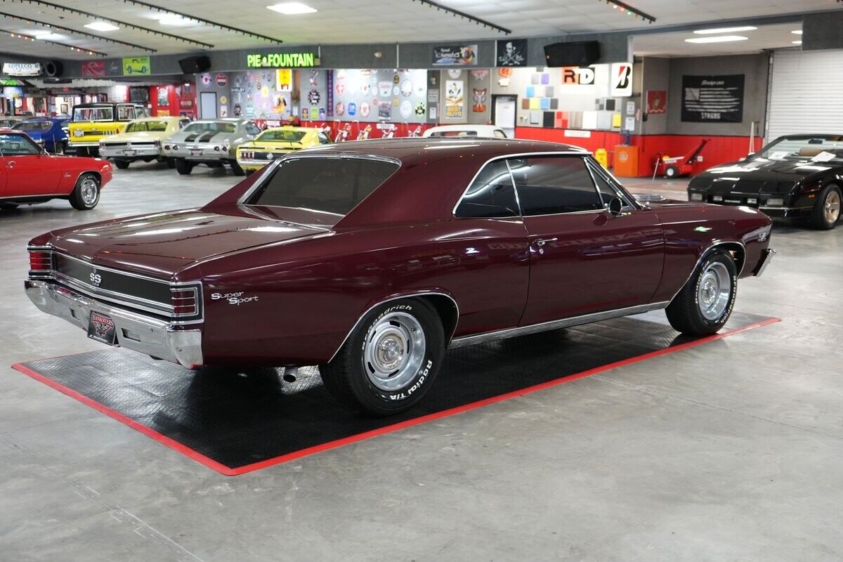 Chevrolet-Chevelle-Coupe-1967-5