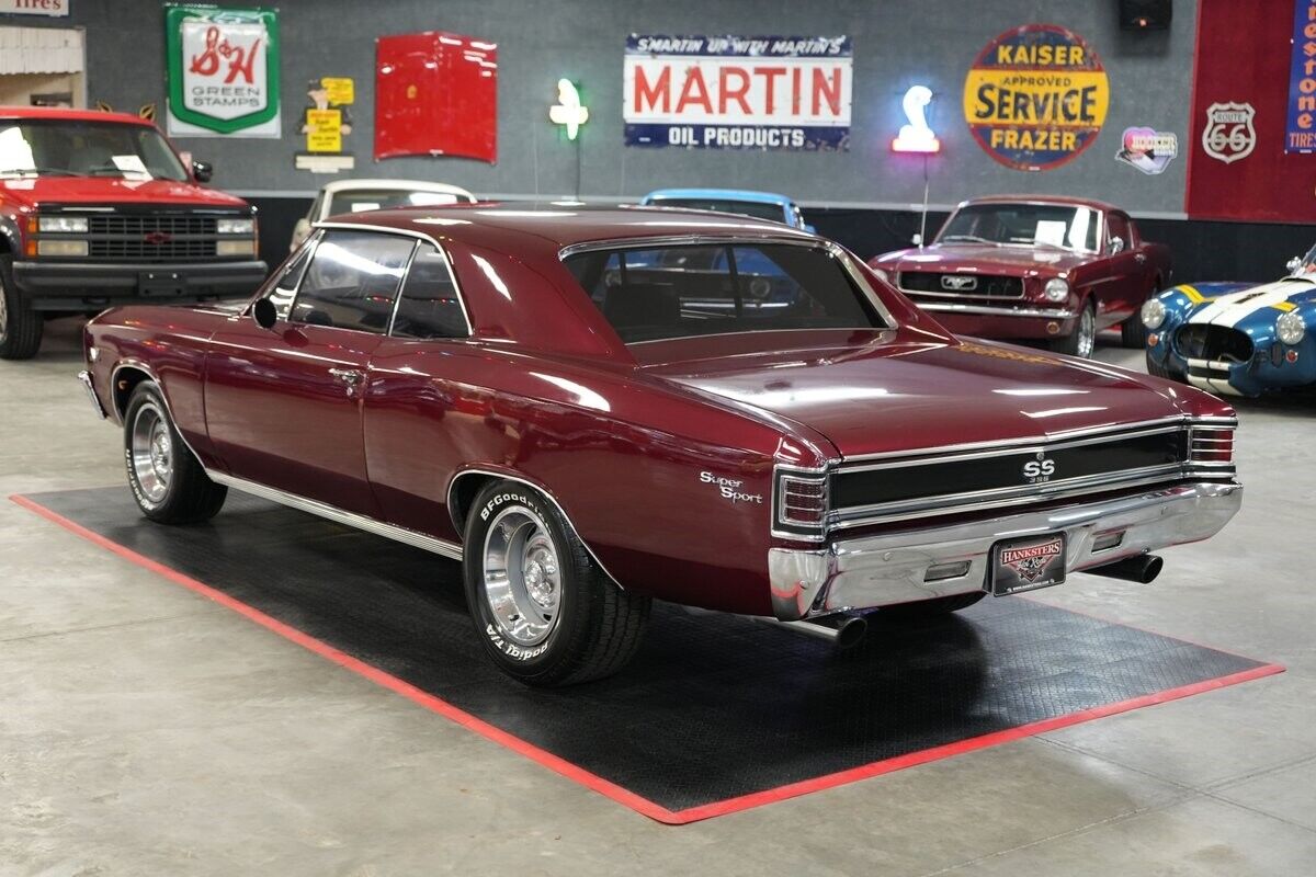 Chevrolet-Chevelle-Coupe-1967-6