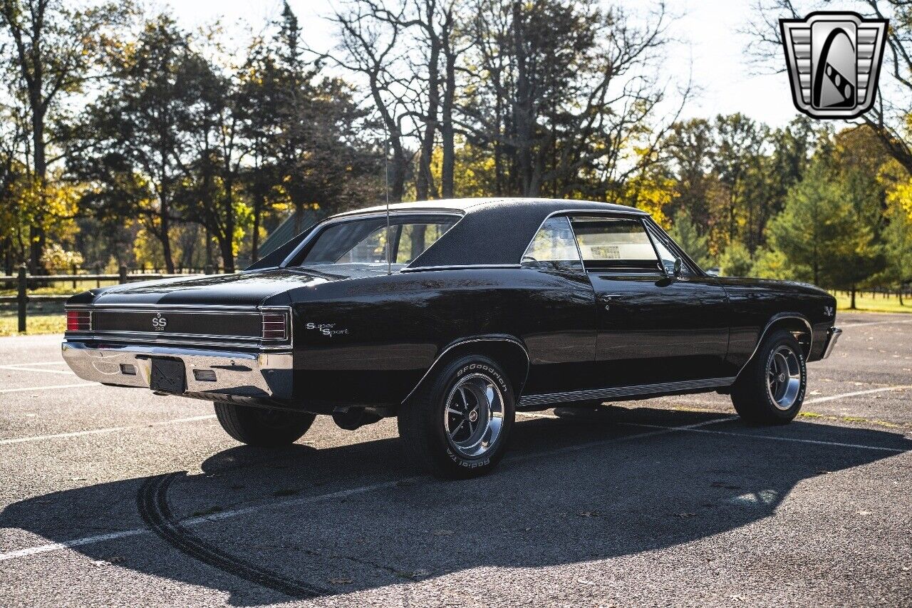 Chevrolet-Chevelle-Coupe-1967-6