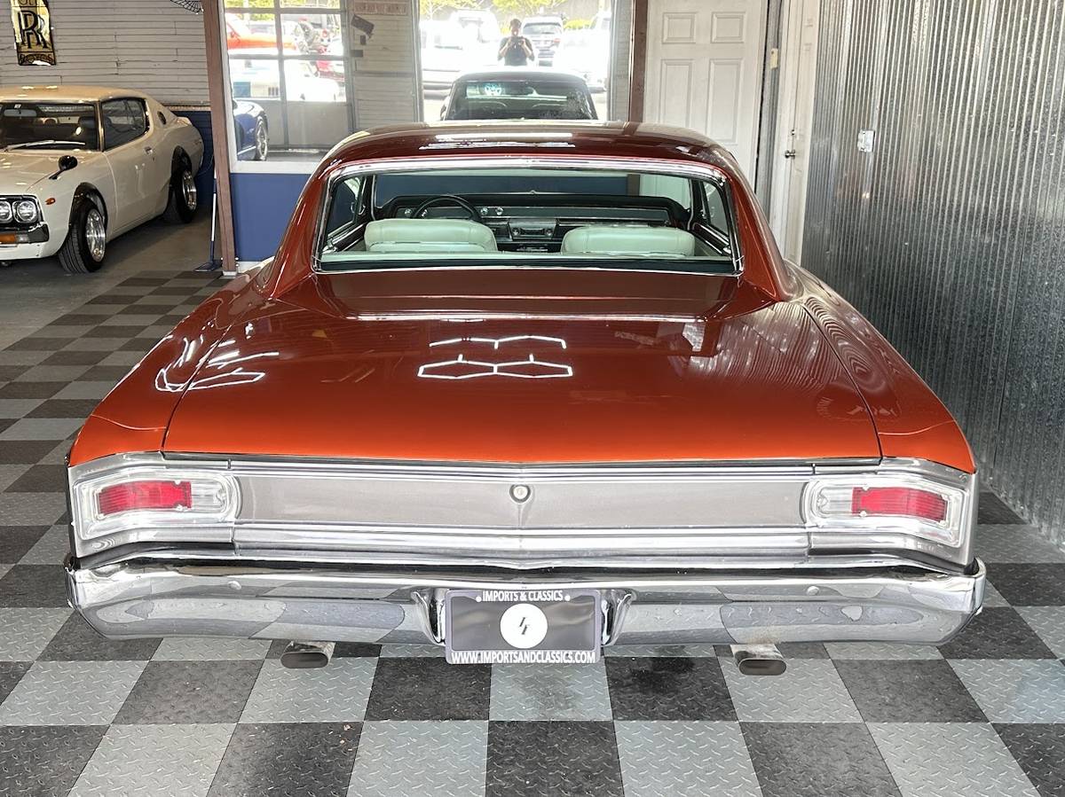 Chevrolet-Chevelle-malibu-1966-4