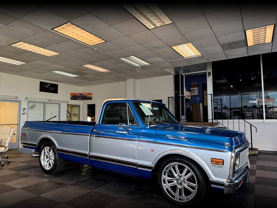 Chevrolet-Cheyenne-350-10-1972-2