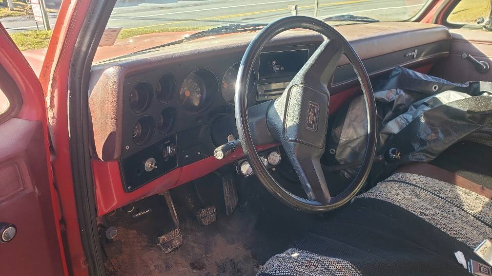 Chevrolet-Ck-pickup-1-ton-1982-8