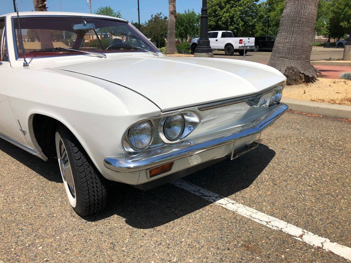 Chevrolet-Corvair-1966-5