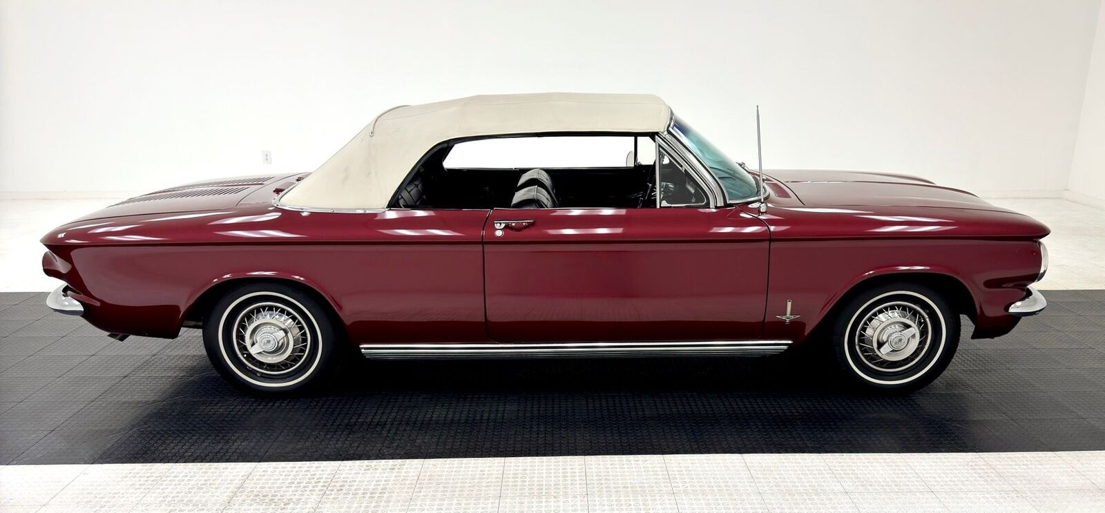 Chevrolet-Corvair-Cabriolet-1963-8