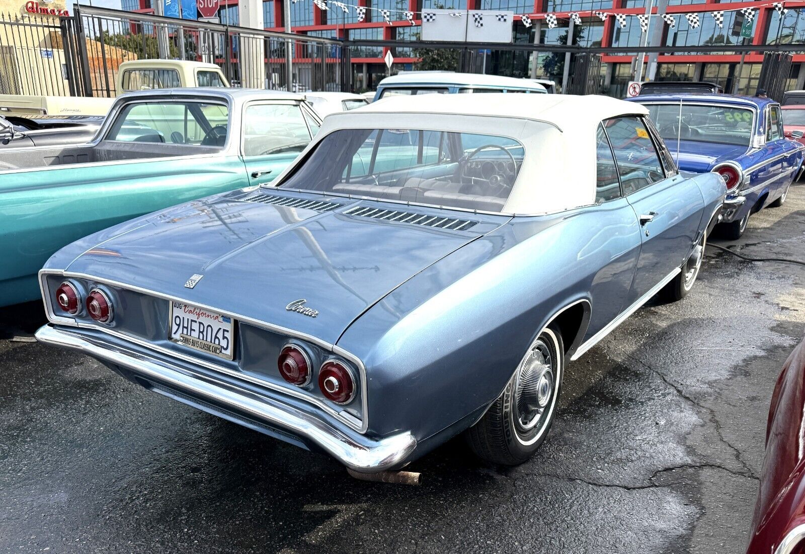 Chevrolet-Corvair-Cabriolet-1965-1