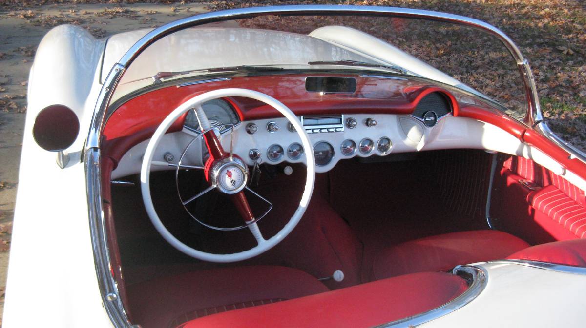 Chevrolet-Corvette-1954-3