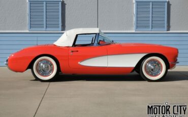 Chevrolet-Corvette-1957-3