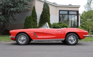 Chevrolet-Corvette-1962-3