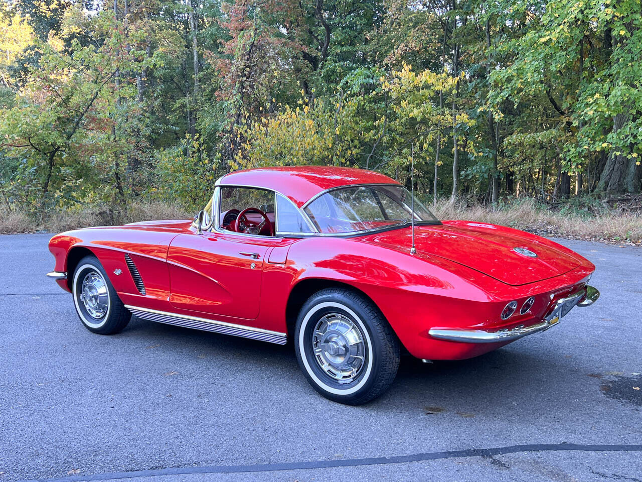 Chevrolet-Corvette-1962-5