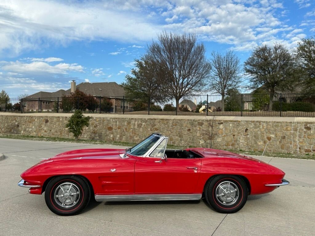 Chevrolet-Corvette-1963-1