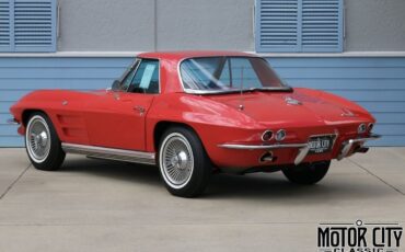 Chevrolet-Corvette-1964-10