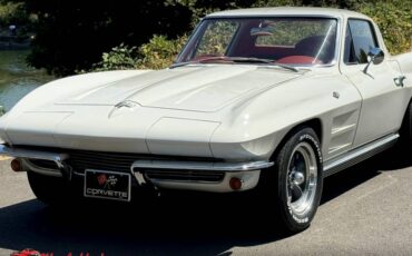 Chevrolet-Corvette-1964-21