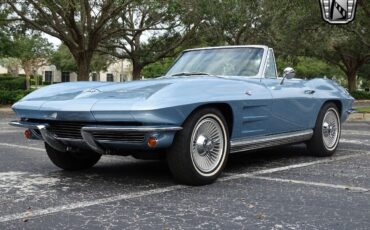 Chevrolet-Corvette-1964-3