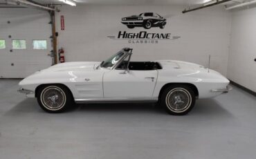 Chevrolet-Corvette-1964-30